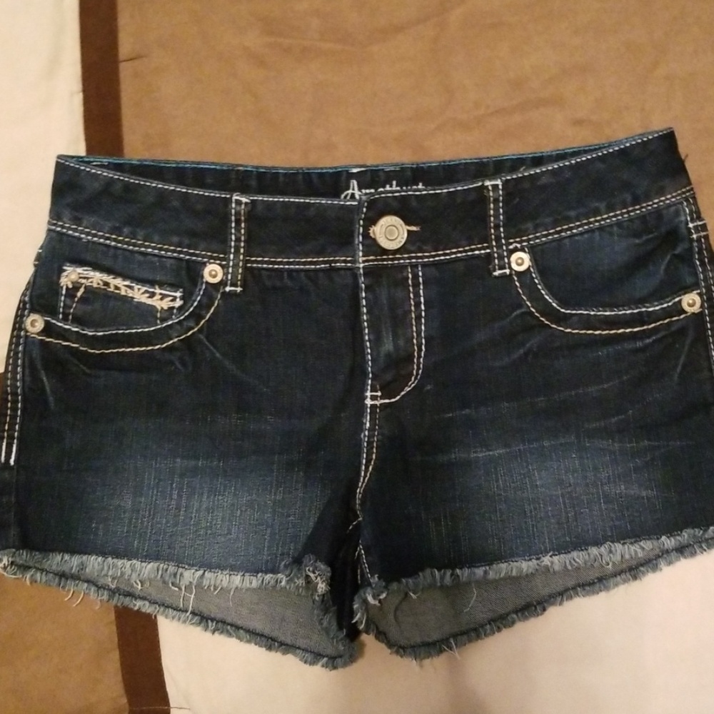 Amethyst Denim Shorts Size 7